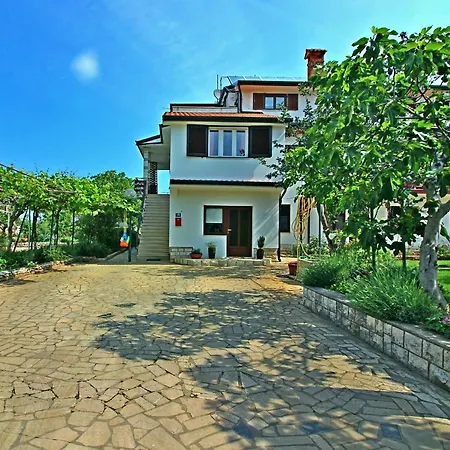 Valentino C6+1 Daire Poreč