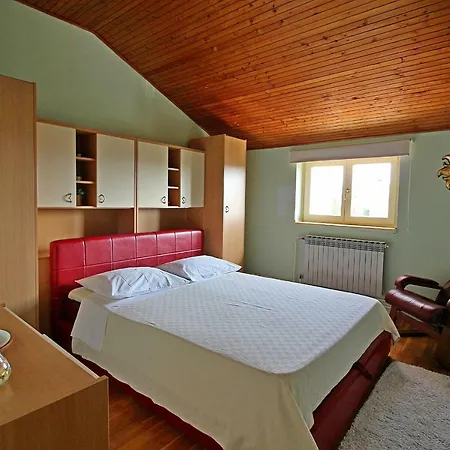 Valentino C6+1 * Poreč